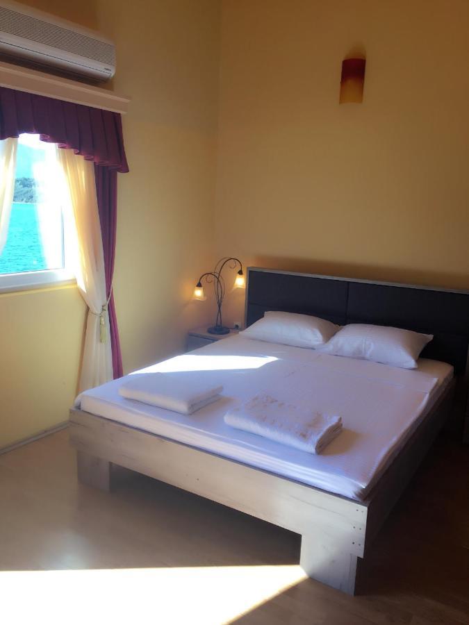 Apart Hotel Samardzic Tivat Eksteriør bilde